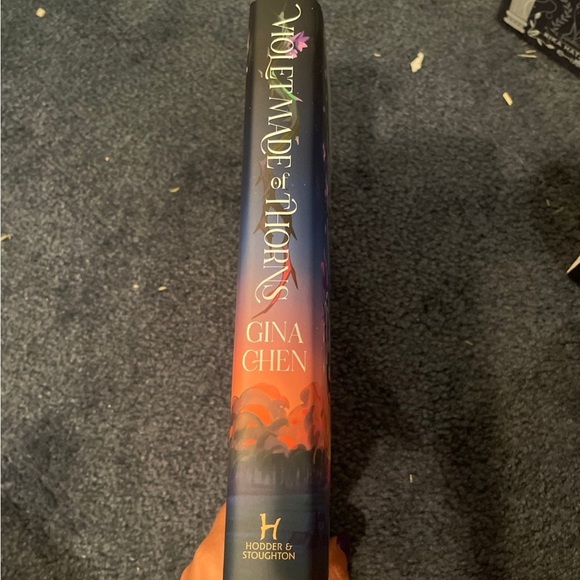 Fairyloot edition of Violet Made of Thorns - Picture 3 of 5